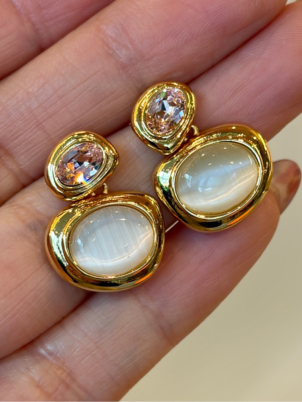 New Gold Plated S925 Post Cat's Eye Imitation Crystal Drop dangle Earrings